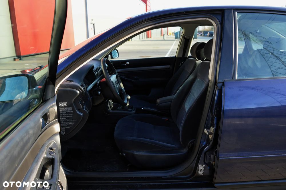 Audi A4 Limousine - 7