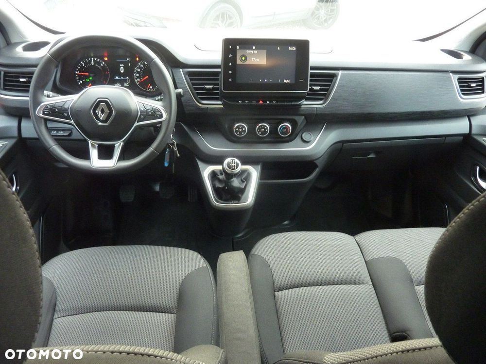 Renault Trafic - 17