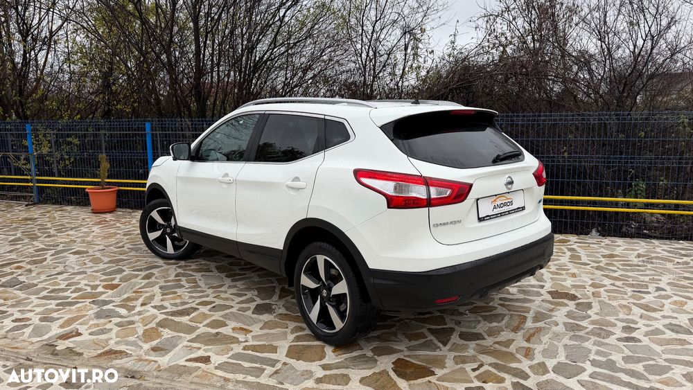 Nissan Qashqai 1.5 DCI N-Connecta - 4