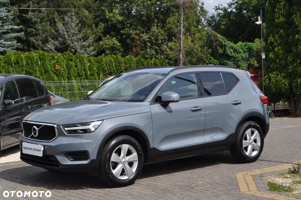Volvo XC 40 T3 Momentum Core - 2