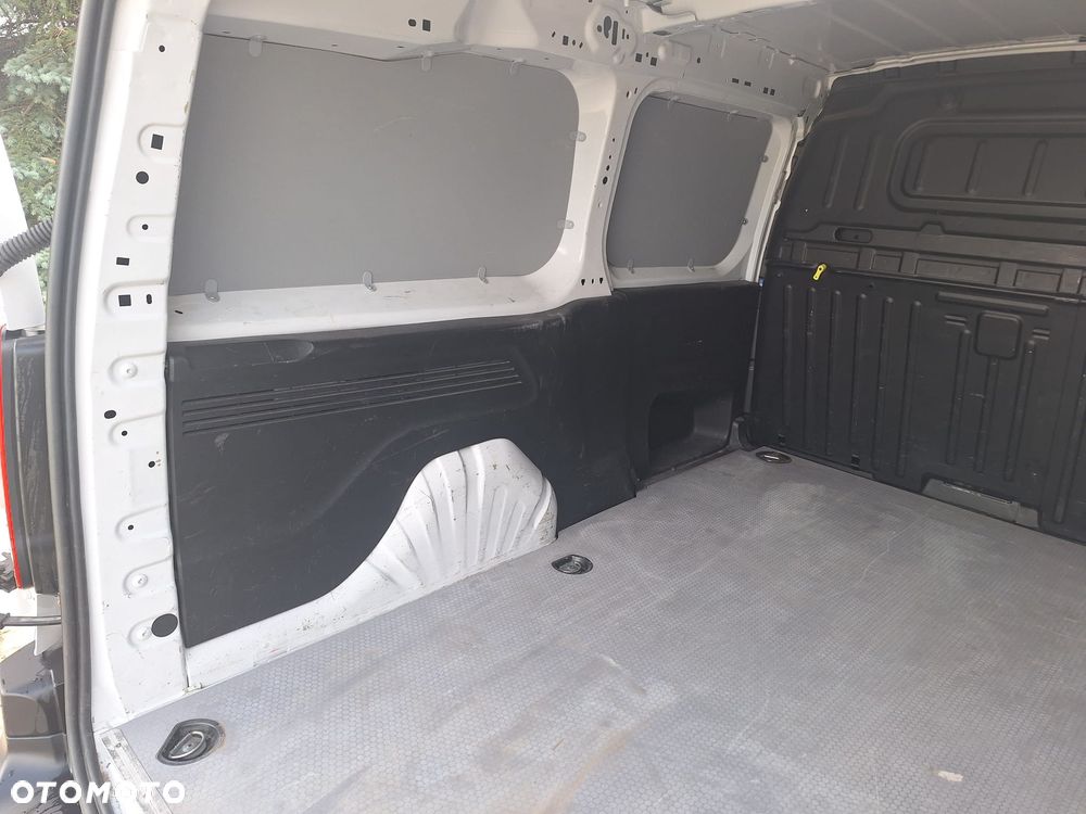 Toyota Proace City Van L2H1 3 osobowy Jak Doblo Partner Combo - 19
