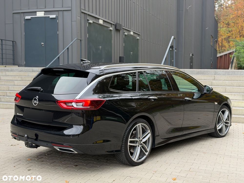 Opel Insignia 2.0 BiTurbo 4x4 Ultimate Exclusive - 9