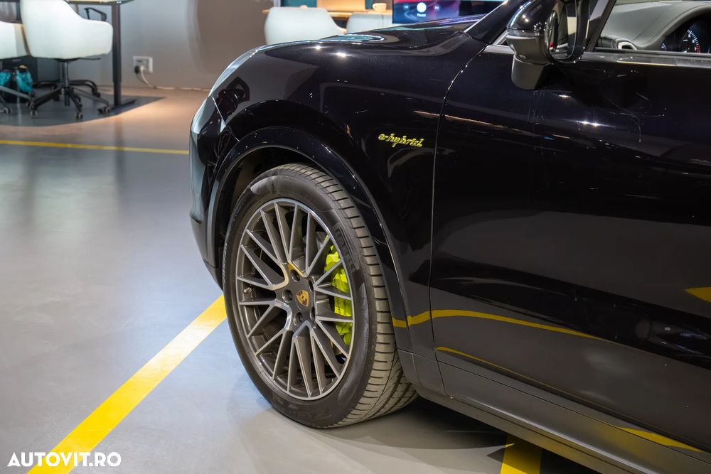 Porsche Cayenne S E-Hybrid Platinum Edition - 14