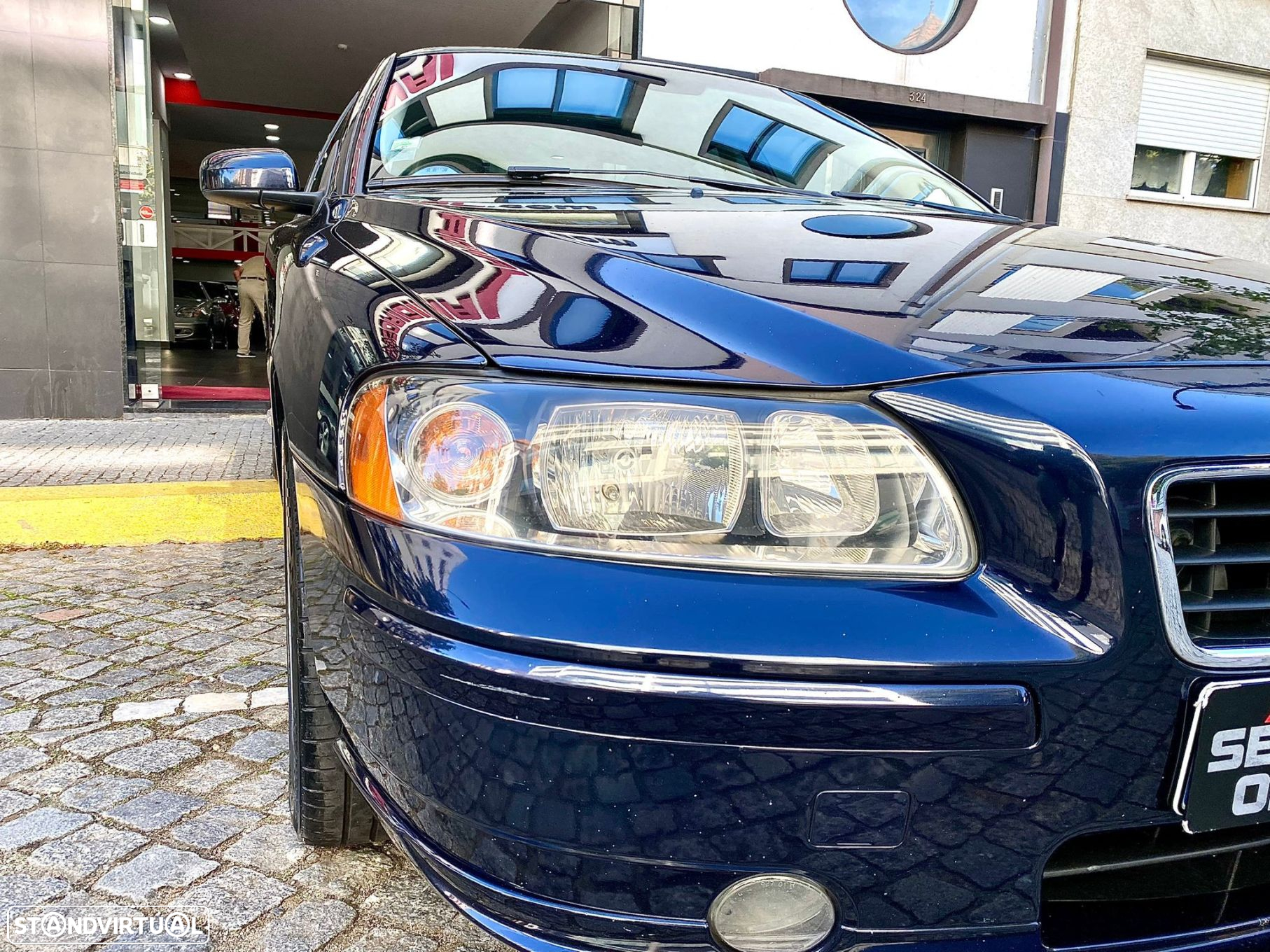 Volvo S60 2.4 D5 - 4