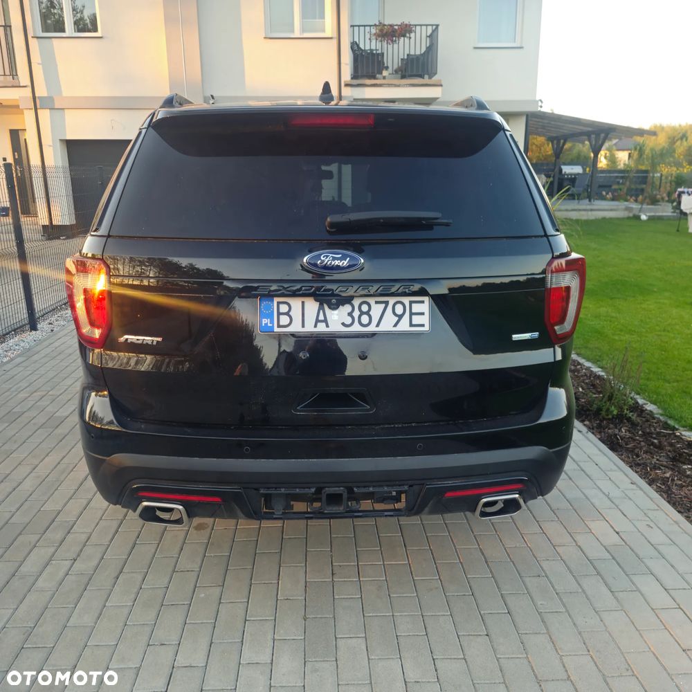 Ford Explorer - 7