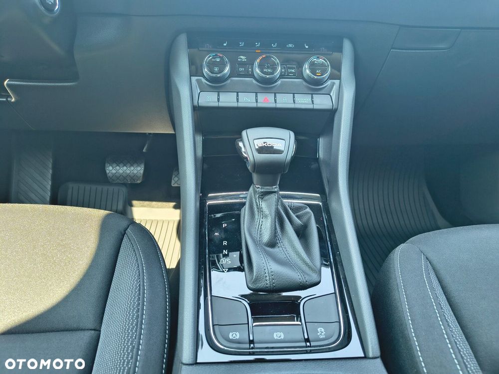Skoda Karoq 1.5 TSI ACT Drive DSG - 17