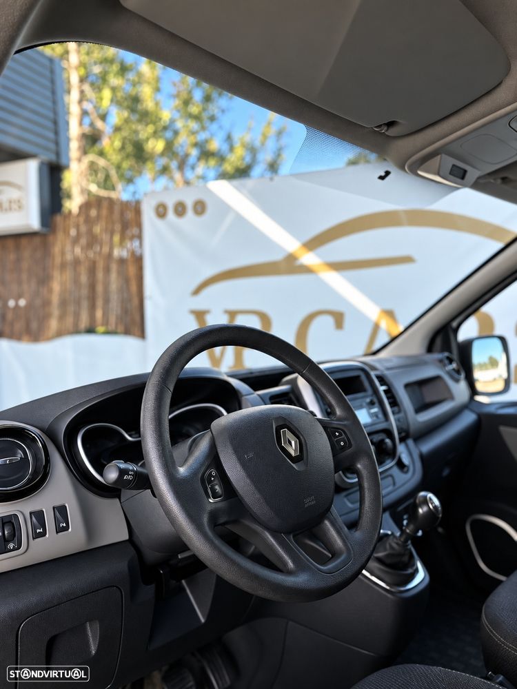 Renault Trafic Grand Combi Expression - 16