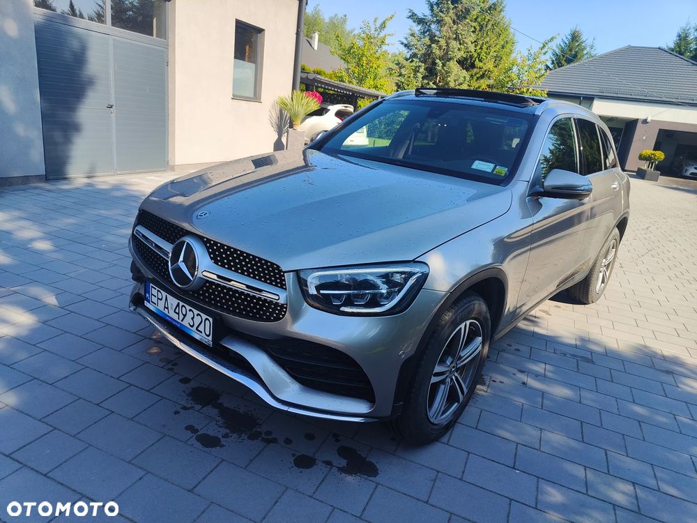 Mercedes-Benz GLC 300 4Matic 9G-TRONIC AMG Line - 4