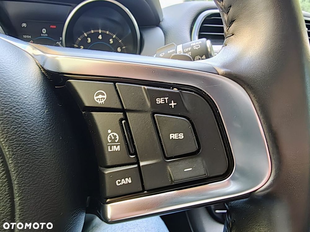 Jaguar F-Pace 2.0 i4P AWD Prestige - 11