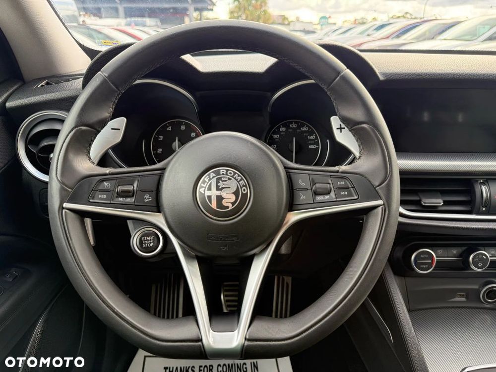 Alfa Romeo Stelvio 2.0 Turbo Q4 - 9