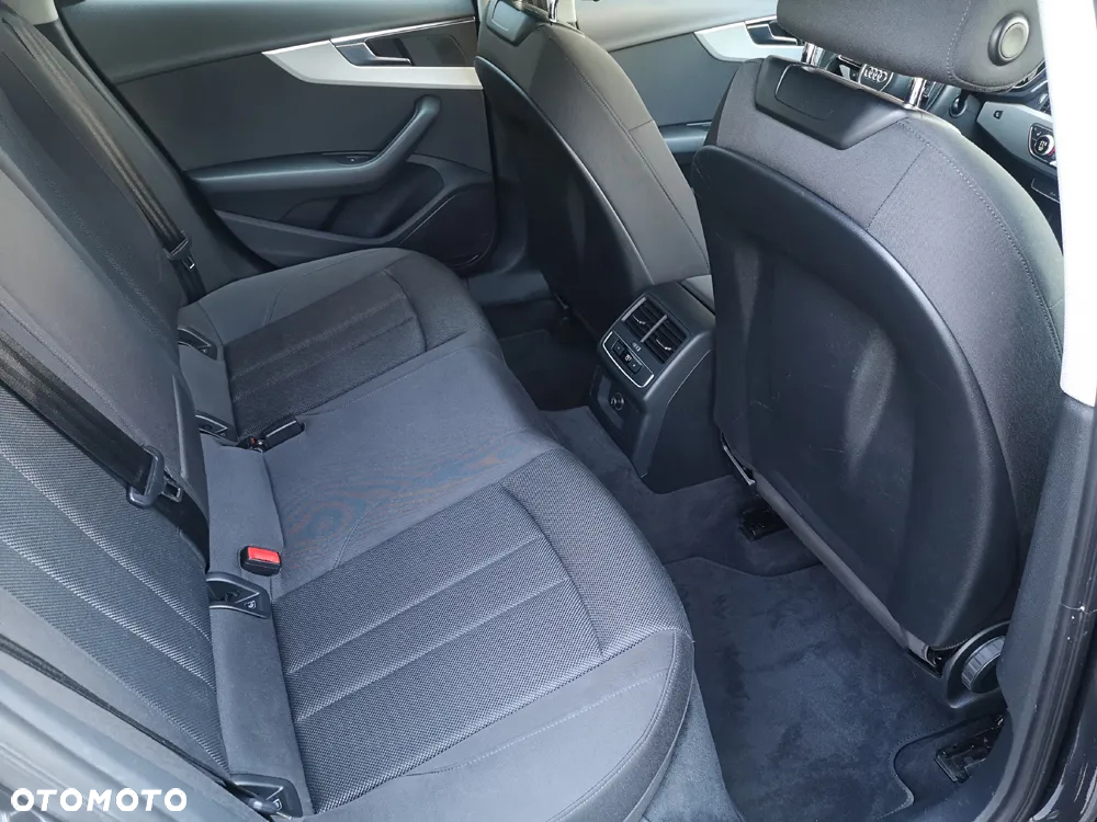 Audi A4 - 22