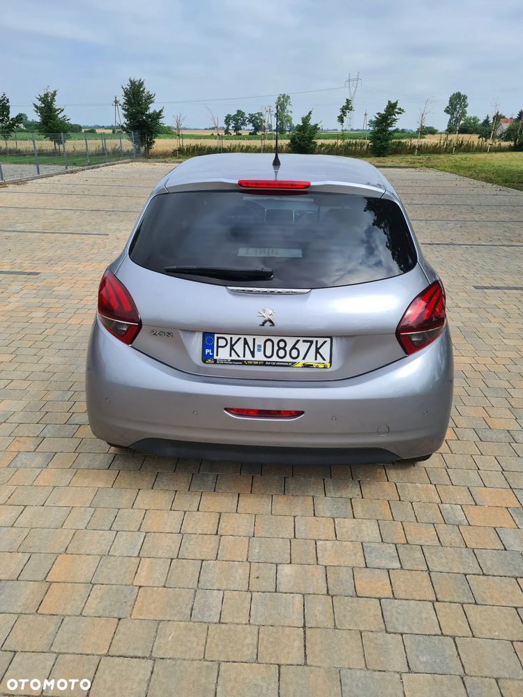 Peugeot 208 BlueHDi 100 Active - 8