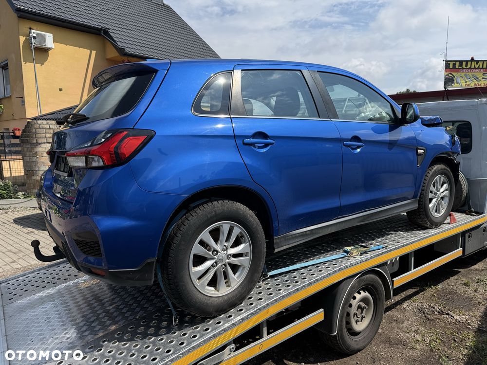 Mitsubishi ASX - 4