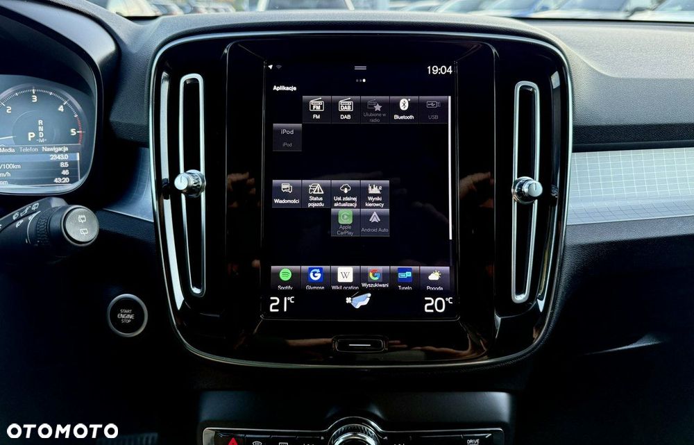 Volvo XC 40 D3 AWD Momentum Pro - 25