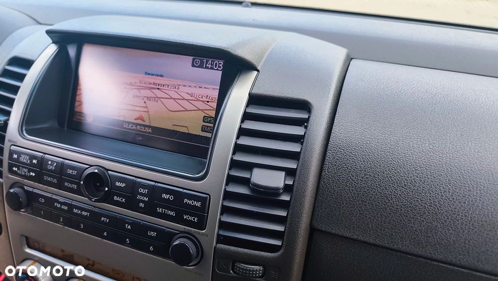 Nissan Pathfinder 2.5 dCi Premium - 27