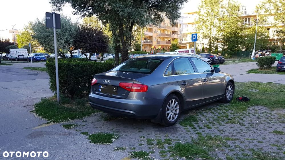 Audi A4 2012 photo 3