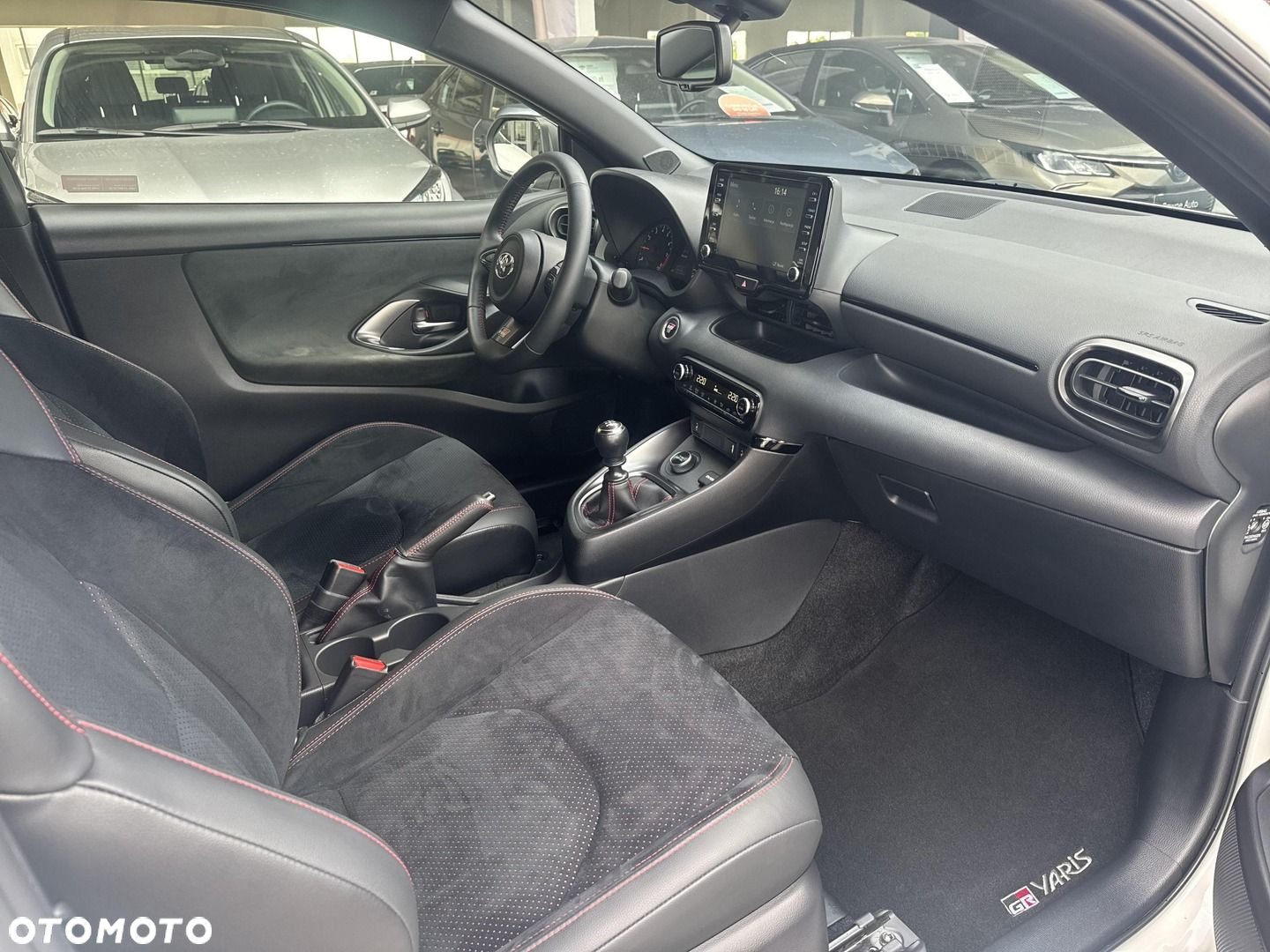 Toyota Yaris GR 1.6 Dynamic - 13