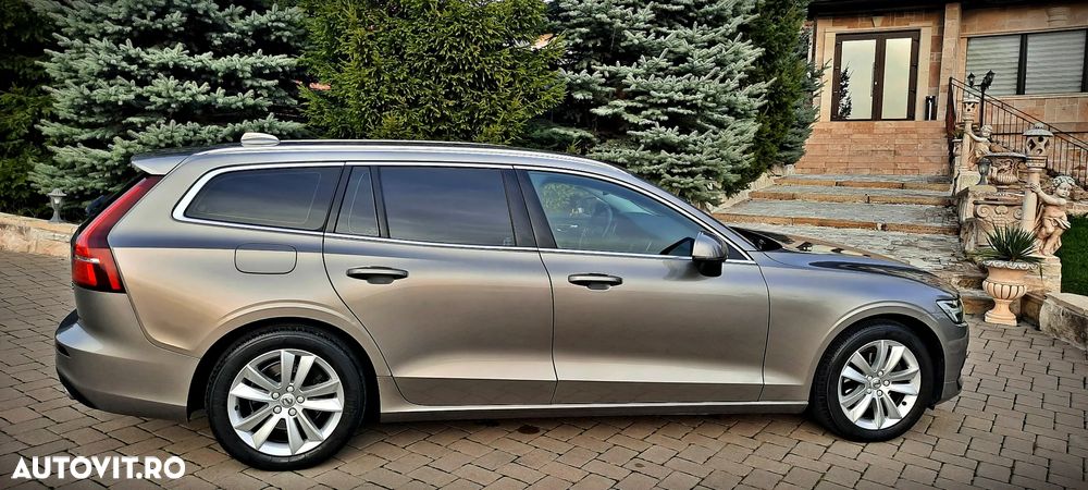 Volvo V60 D3 Geartronic Momentum Core - 24