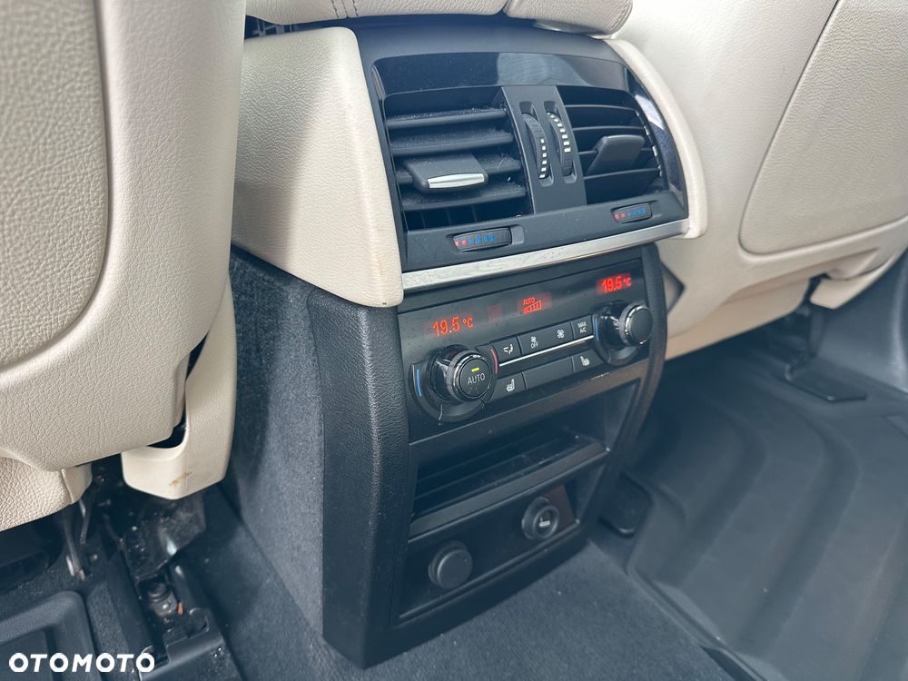 BMW X5 xDrive35i - 18