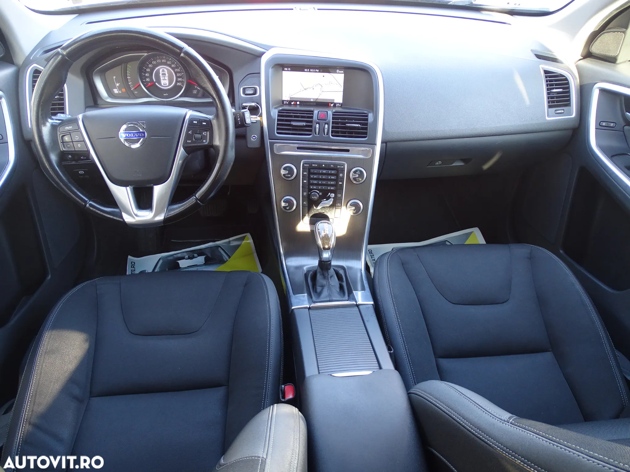 Volvo XC 60 D3 Momentum - 6