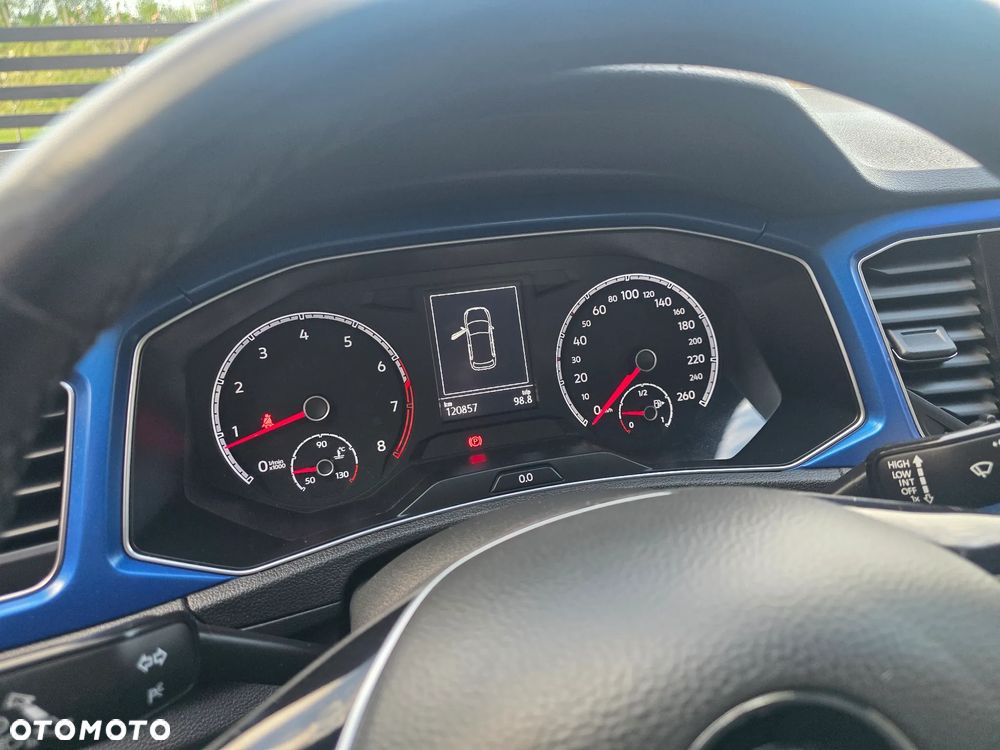 Volkswagen T-Roc - 25