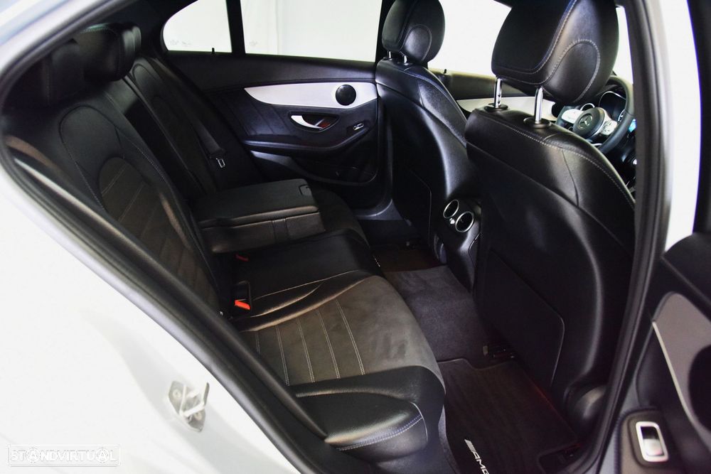 Mercedes-Benz C 300 - 25