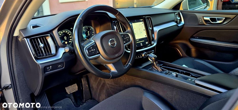 Volvo V60 D3 Geartronic Summum - 18
