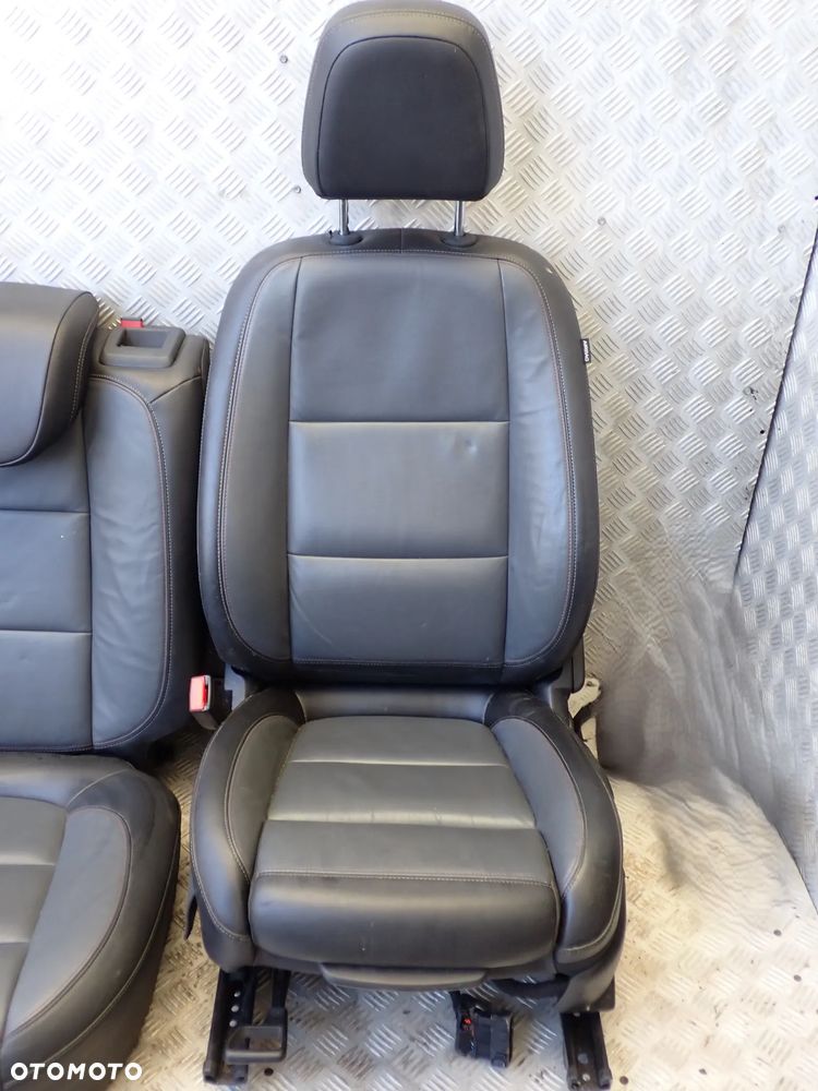 OPEL MOKKA FOTEL PRZEDNI PRAWY / LEWY ORAZ KANAPA TYLNIA SKÓRA KOMPLET - 9