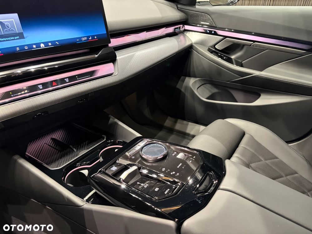 BMW Seria 5 520d mHEV M Sport - 15