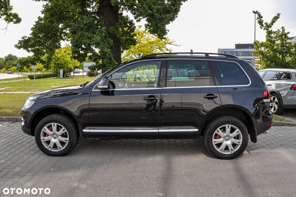 Volkswagen Touareg - 2