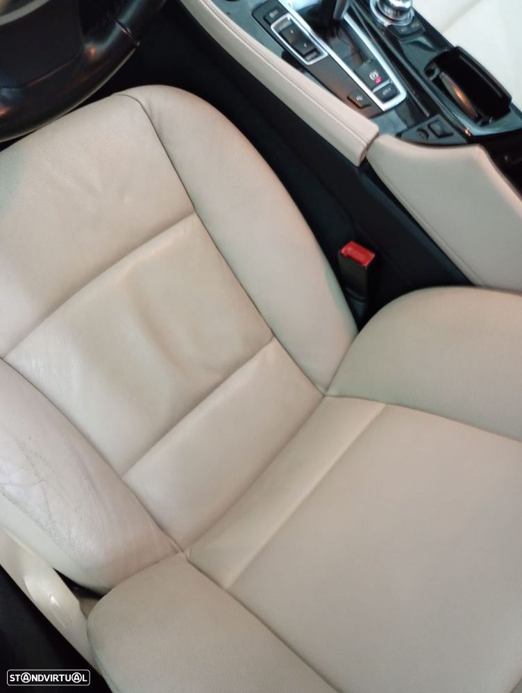 BMW 520 d xDrive Line Luxury Auto - 23