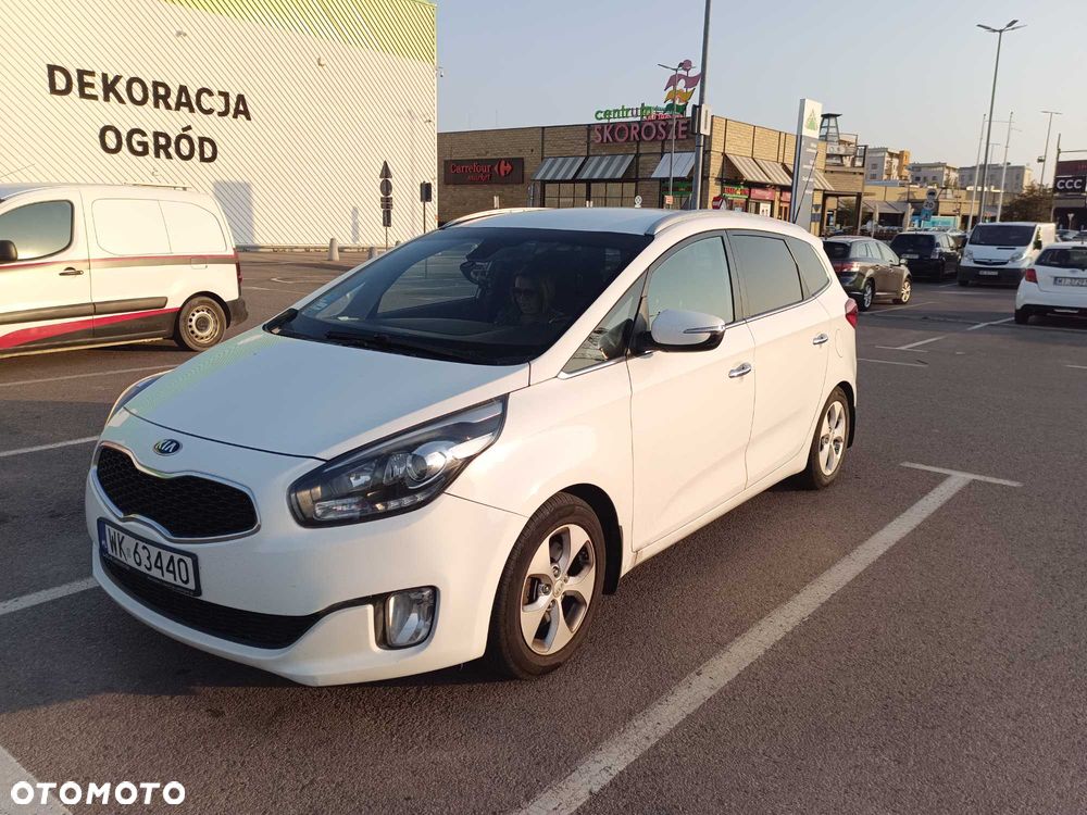 Kia Carens