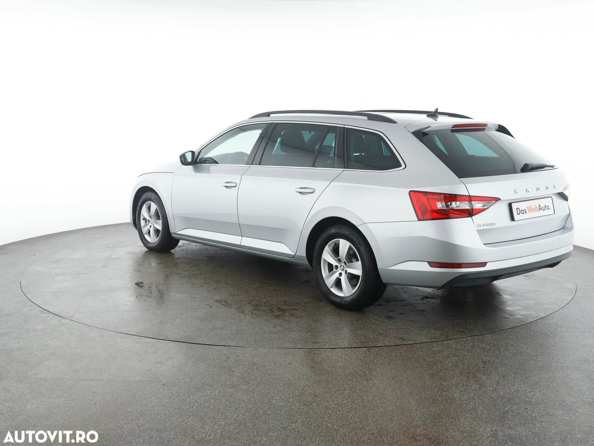 Skoda Superb Combi 2.0 TDI DSG Ambition - 7
