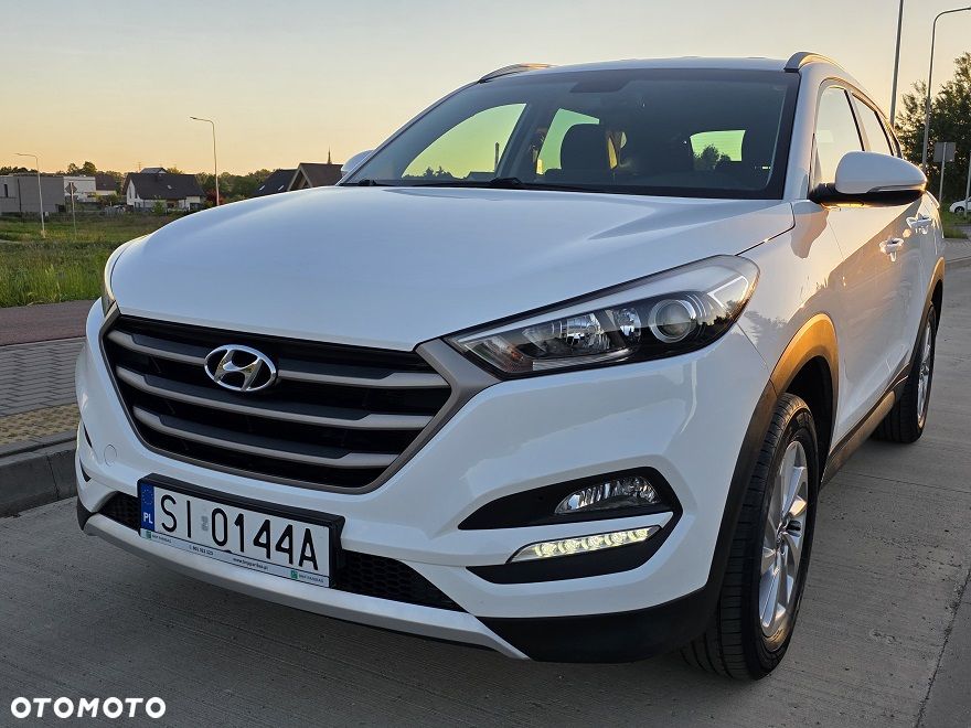 Hyundai Tucson 1.6 GDI BlueDrive Style 2WD - 11