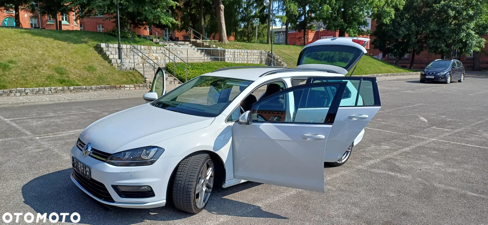 Volkswagen Golf - 13