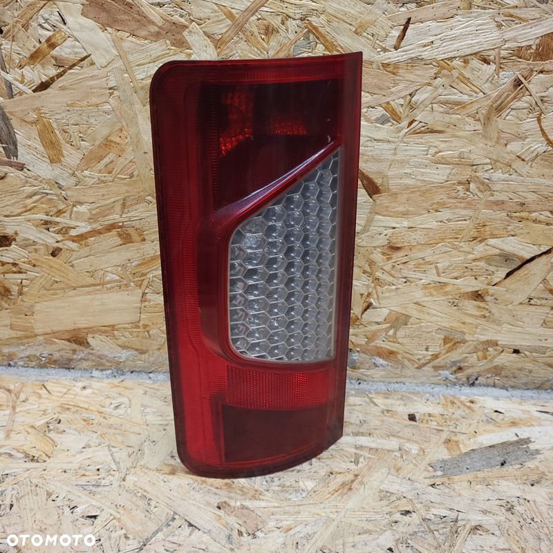 FORD TRANSIT CONNECT MK1 LIFT LAMPA LEWA TYŁ - 1