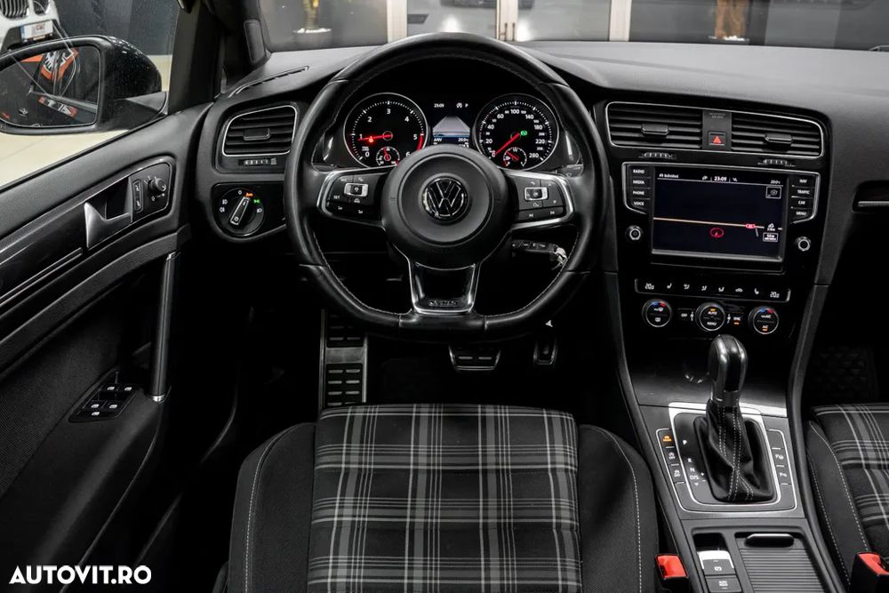 Volkswagen Golf GTD (BlueMotion Technology) DSG - 30