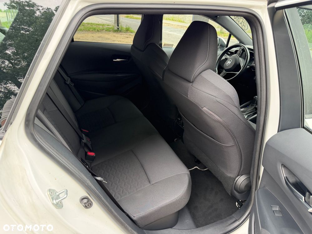 Toyota Corolla 1.8 Hybrid Comfort - 12