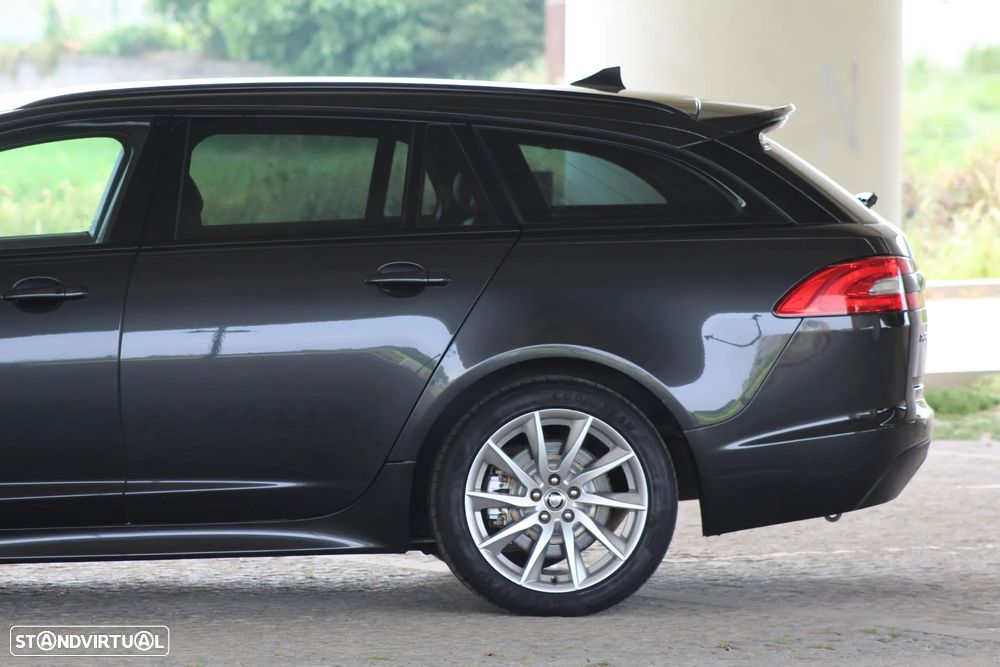 Jaguar XF Sportbrake 2.2 D R-Sport - 11