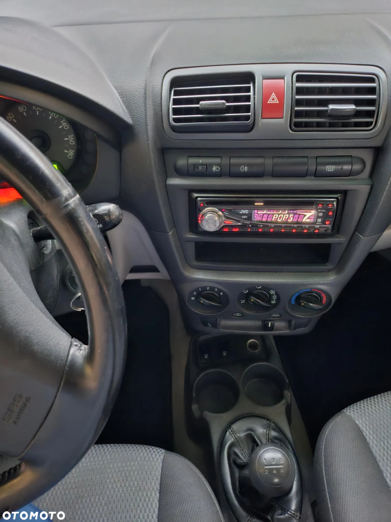 Kia Picanto 1.1 - 7