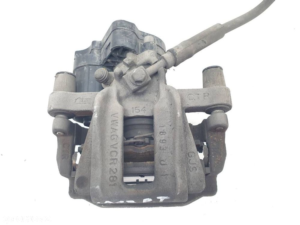 ZACISK HAMULCOWY TYŁ TYLNY PRAWY JARZMO SKODA OCTAVIA IV 2.0 TDI 5R3615406A - 2