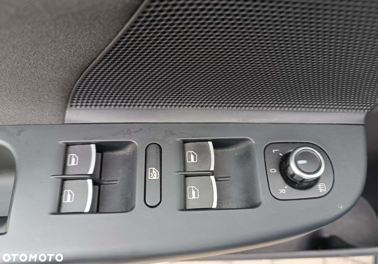 Volkswagen Golf - 21