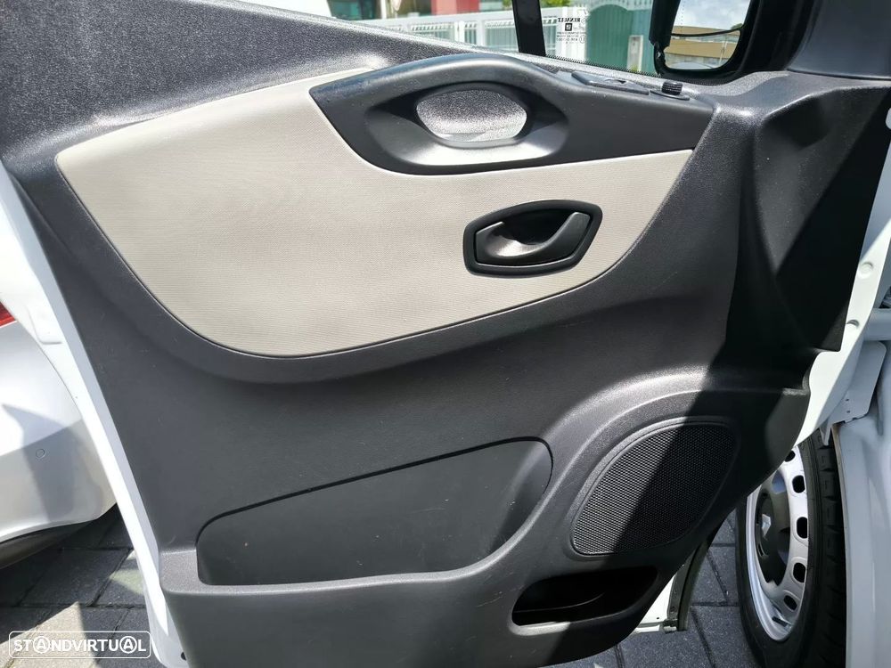 Renault Trafic 1.6 Dci 120 IVA DedutÍvel - 22