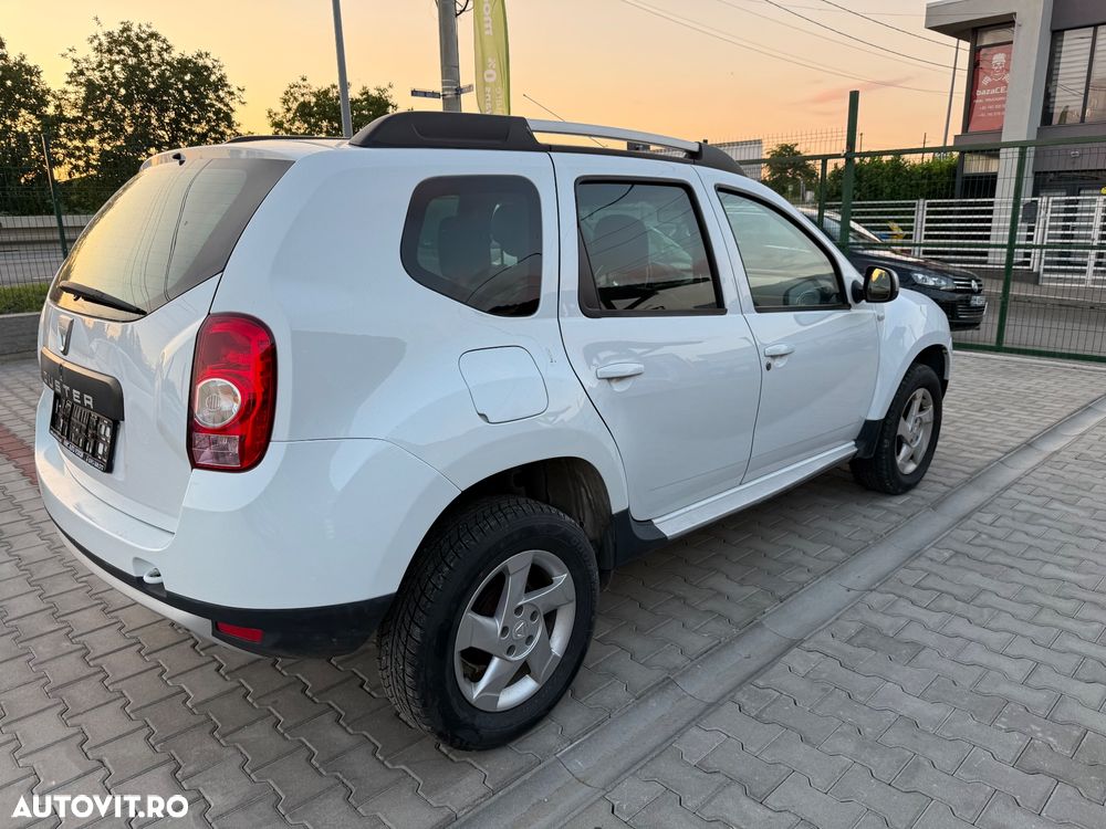 Dacia Duster 1.6 16V 4x2 Prestige - 3