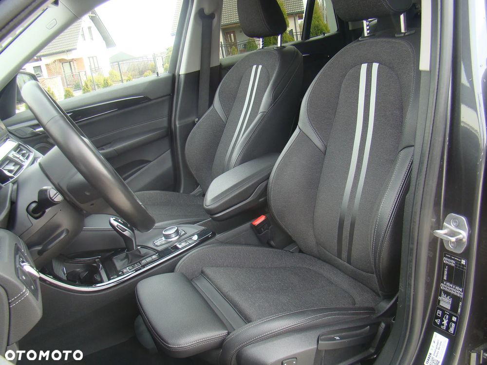 BMW X1 xDrive20d Sport Line - 22