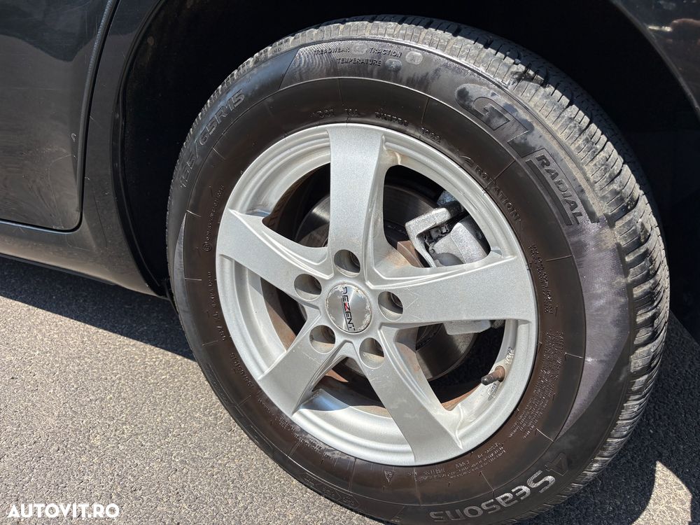 Toyota Auris 1.33 Dual VVT-i Terra - 9
