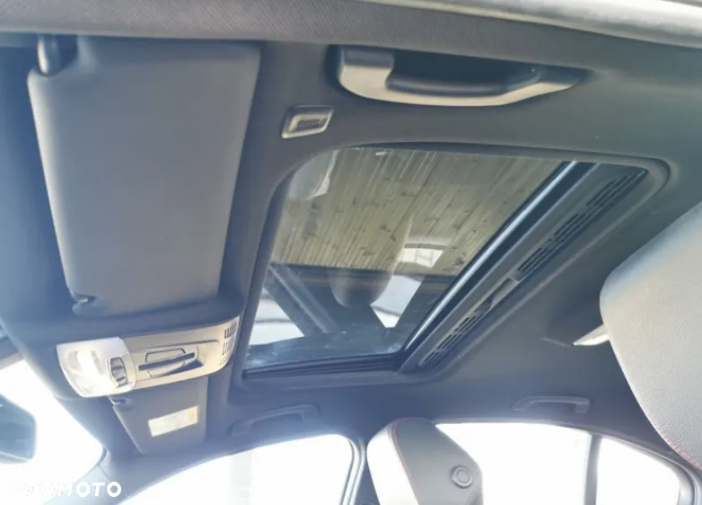 BMW Seria 3 318d Touring Sport Line - 30