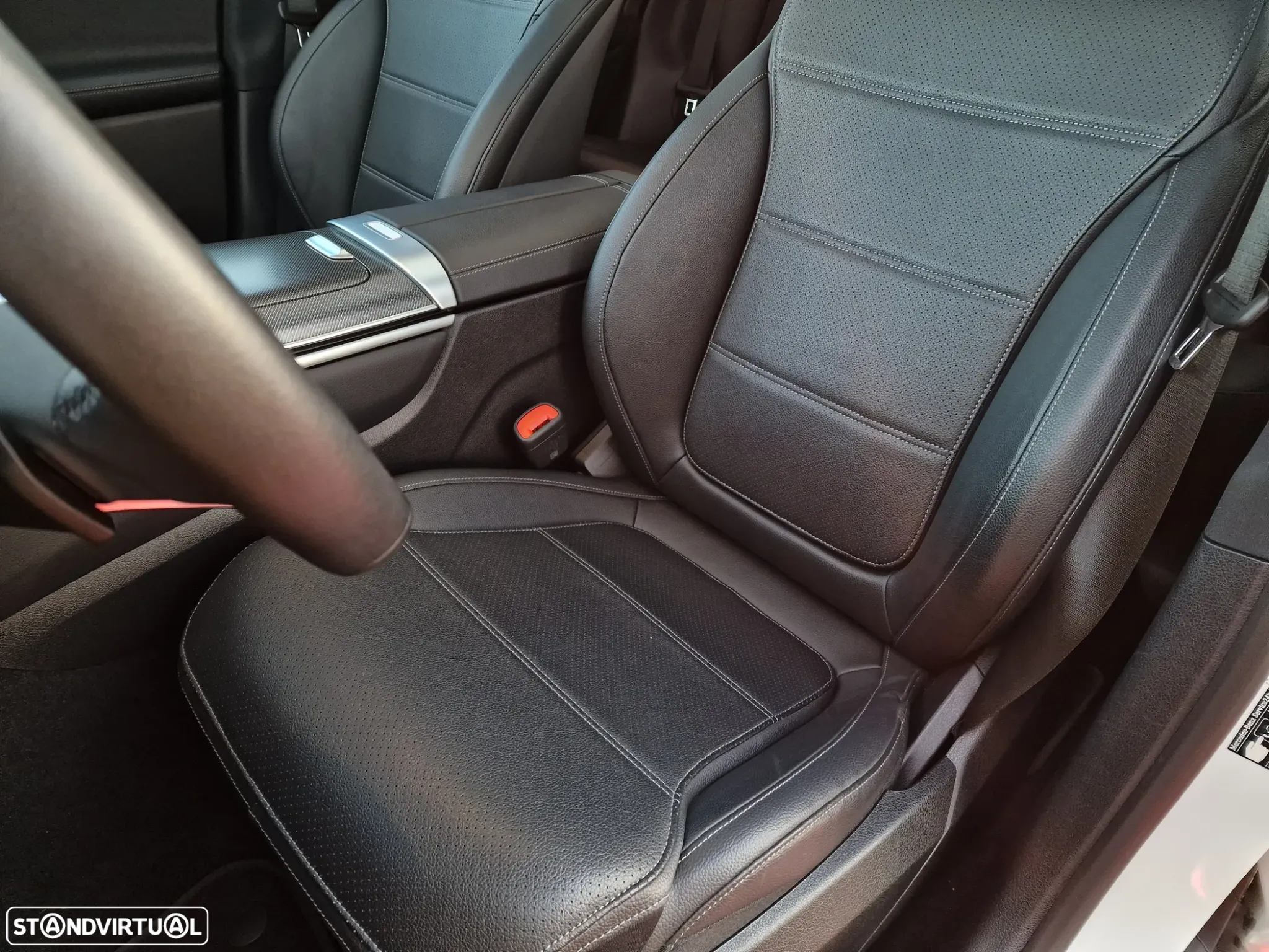 Mercedes-Benz GLC 300 de 4Matic - 38