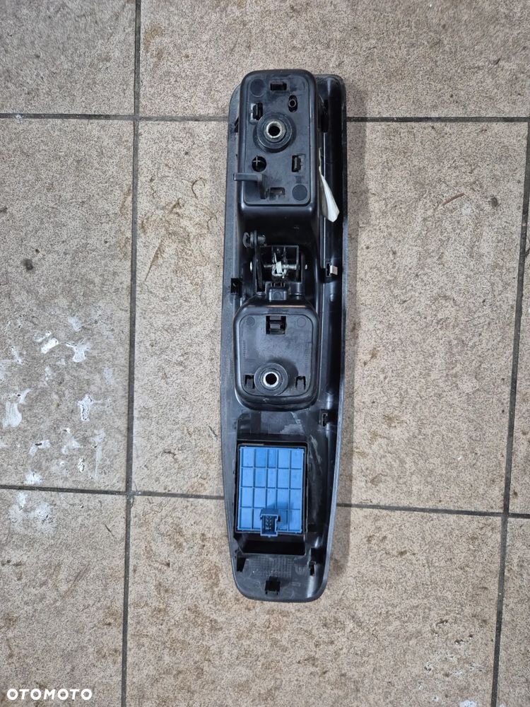 KLAMKA LEWA WEWNĘTRZNA WŁĄCZNIK SZYBY OPEL COMBO D FIAT DOBLO 3 III 10-20r. - 2