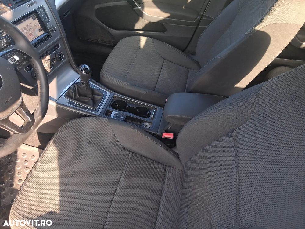VOLKSWAGEN Golf 2015 — imagine 9